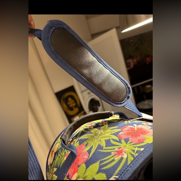 Pet bird/parrot/small animal carrier , stylish light and comfy - Picture 2 of 5